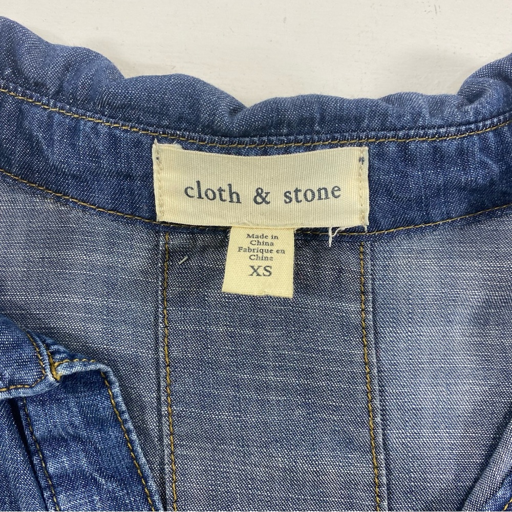 Cloth & Stone chambray shirt - Picture 3 of 8